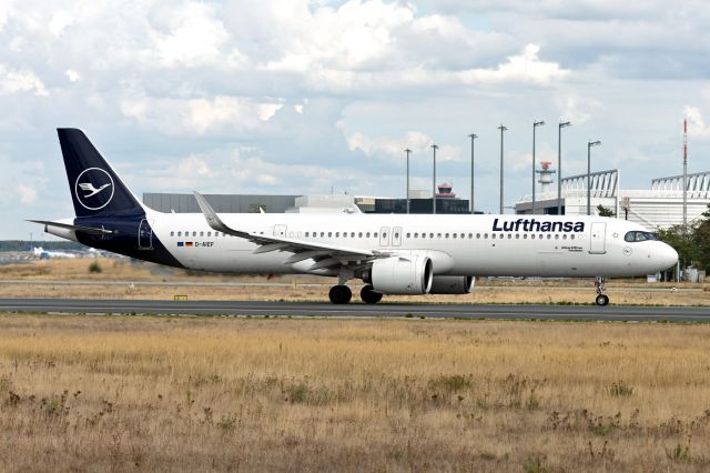 Airbus A321neo (D-AIEF)