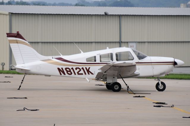 Piper Cherokee (N8121K) - Seen at KFDK on 8/8/2009.      a href=http://discussions.flightaware.com/profile.php?mode=viewprofile&u=269247  Profile/a