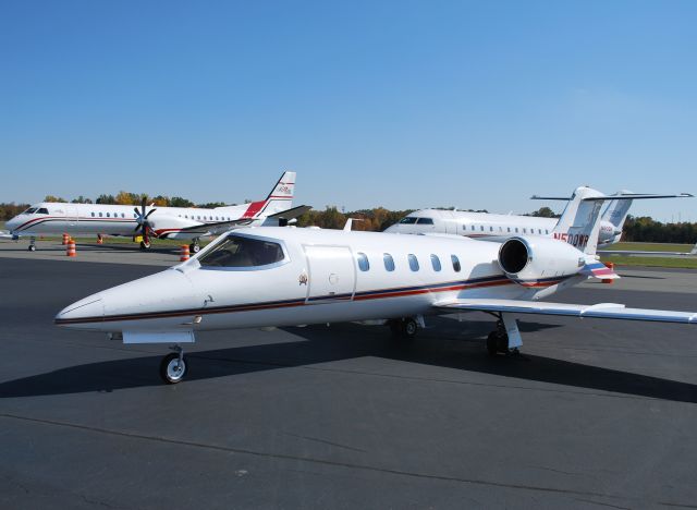 — — - DIAMOND AVIATION INC - Reregistered as N2RW after sale of helicopter