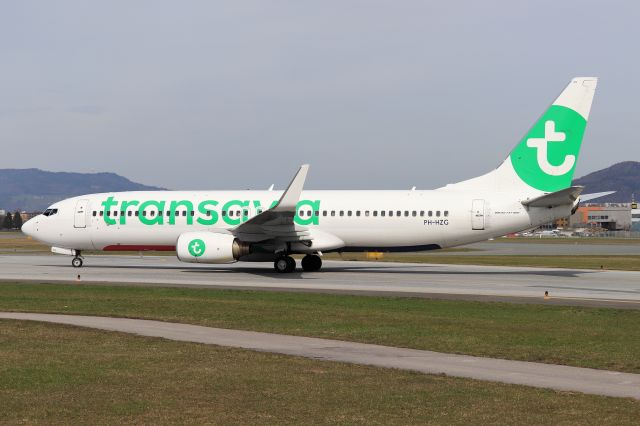 Boeing 737-800 (PH-HZG)