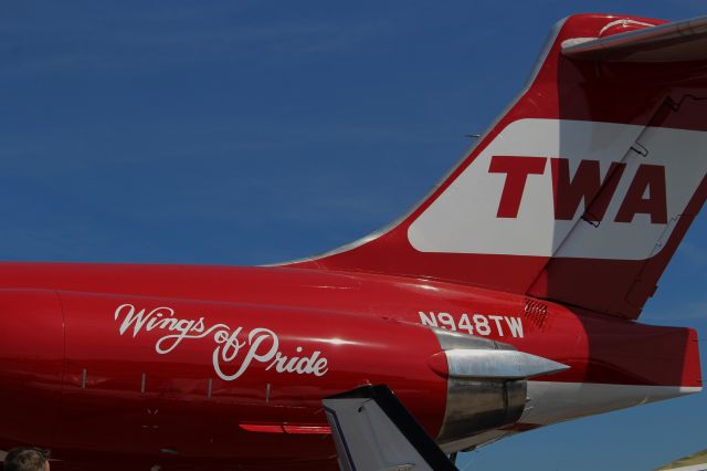 McDonnell Douglas MD-83 (N948TW)