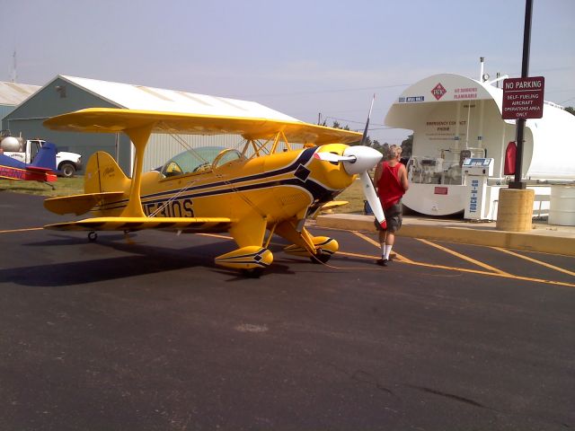 PITTS Special (S-2) (N5310S) - Nice aerobatic bird at WWD for competition practice.