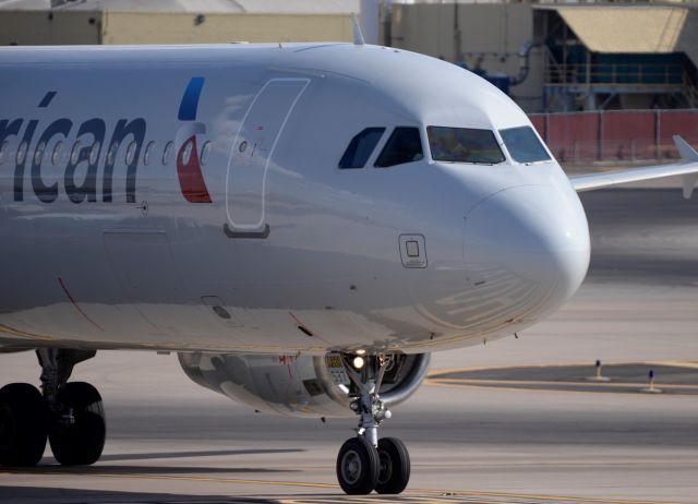 Airbus A321 (N537UW) - Phoenix Sky Harbor International Airport 09SEP19