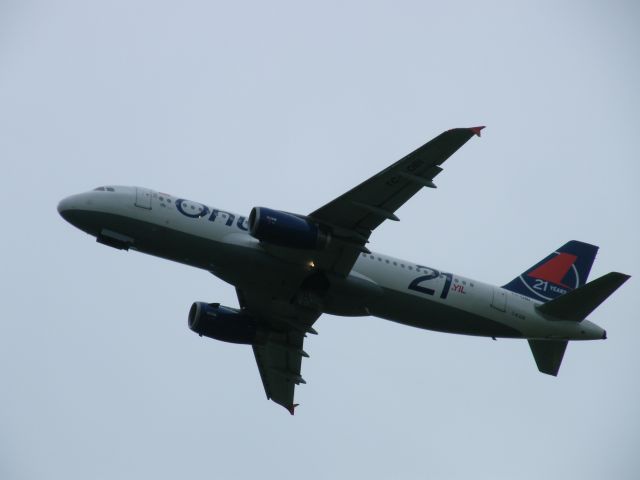 Airbus A320 (TC-OBI) - TC OBI ONUR AIR 16/06/103