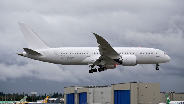 Boeing 787-8 (VP-CSC) - BOE12 a B787-8 (BBJ) on final to Rwy 16R to complete a C1 flight 10.19.17. (ln 19 / cn 35508).