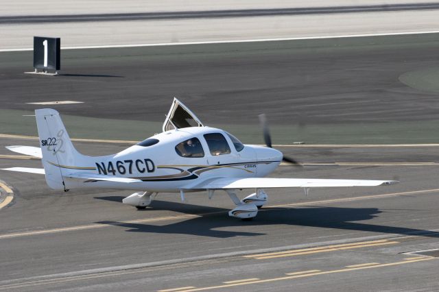 Cirrus SR-22 (N467CD)