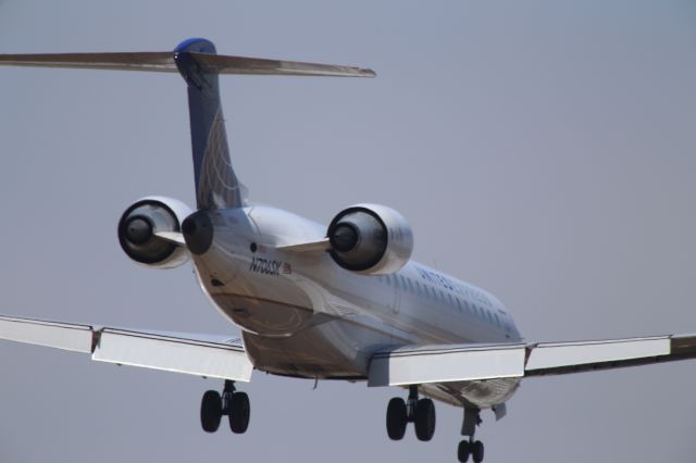 Canadair Regional Jet CRJ-700 (N706SK)