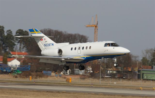 Hawker 800 (N228TM) - Hawker 800XP