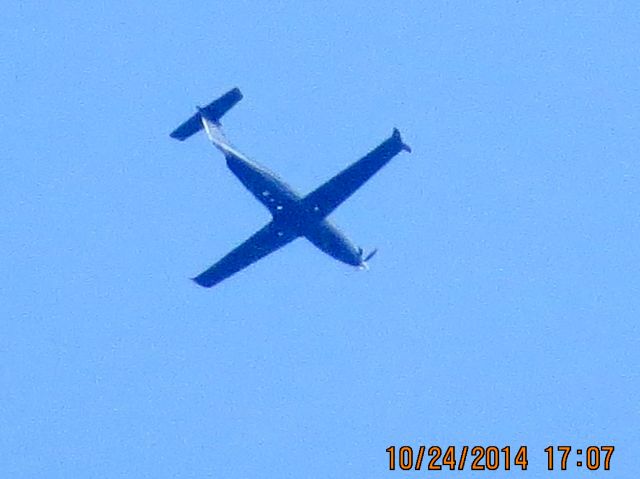 Pilatus PC-12 (N811LM)