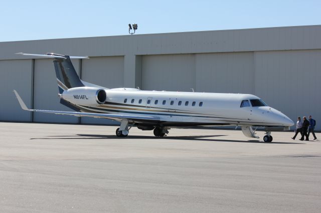 Embraer ERJ-135 (N914FL) - 2/26/2012