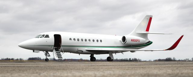 Dassault Falcon 2000 (N900FS) - N900FS at KLPR Sunday 1/31/2016