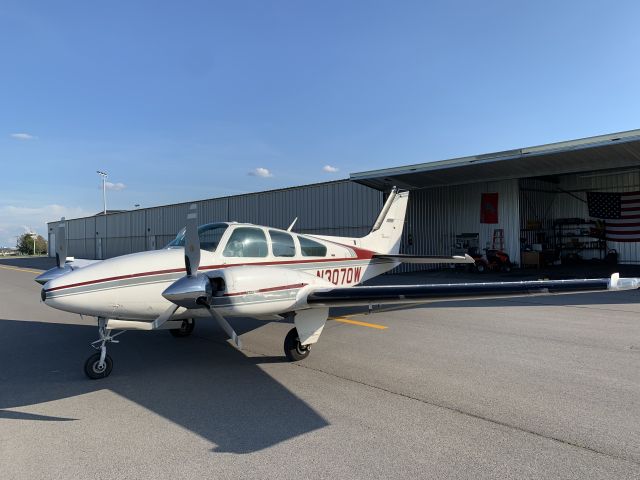 Beechcraft Travel Air (N3070W)