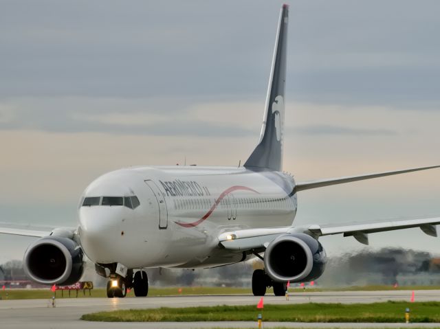 Boeing 737-800 (XA-AMG)