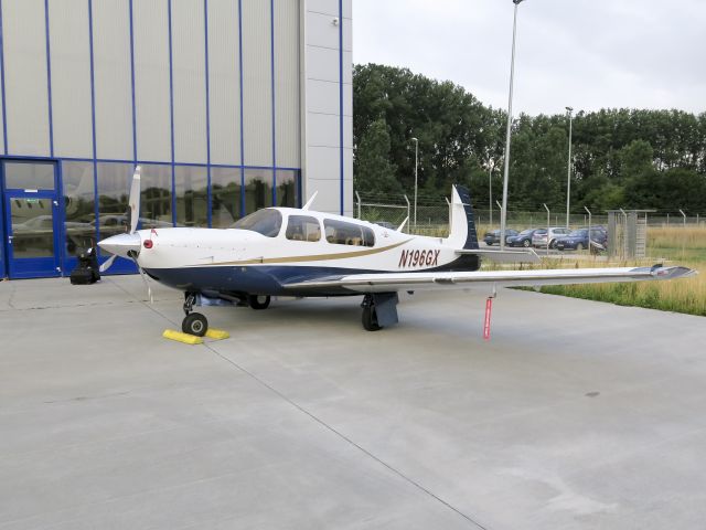 Mooney M-20 (N196GX) - At Moenchengladbach, Germany. 20 July 2015. Ready for a ferry flight to the US.