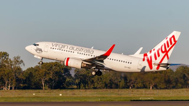 Boeing 737-700 (VH-VBZ)