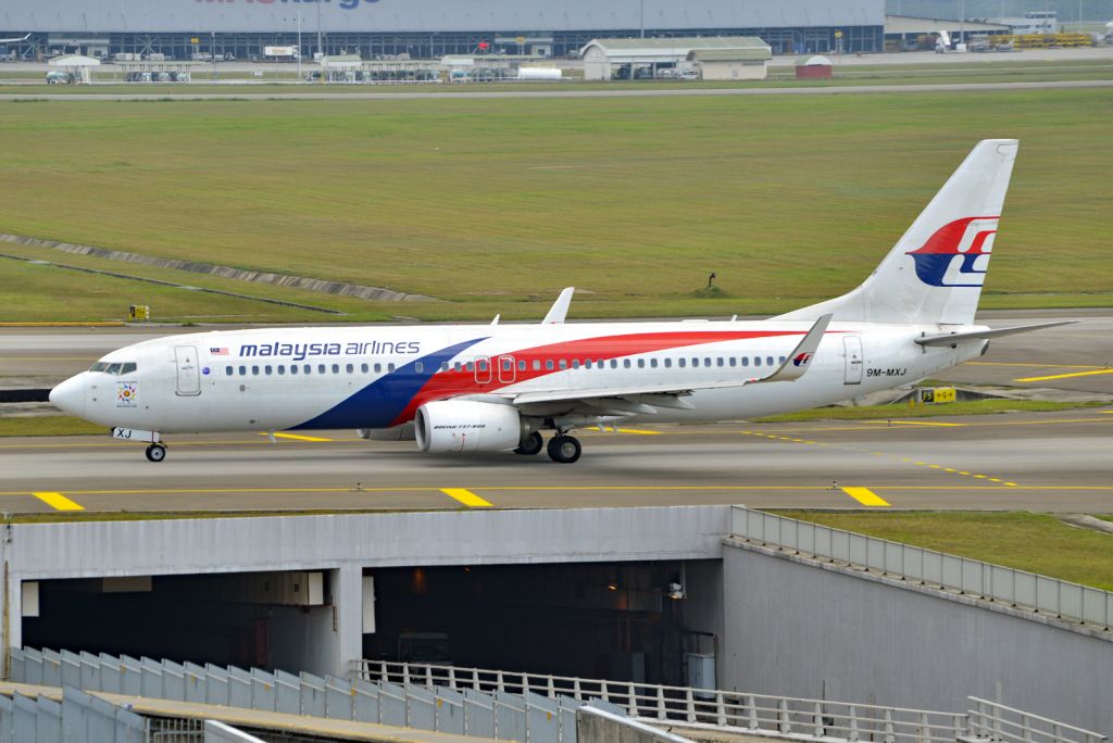 Boeing 737-800 (9M-MXJ)