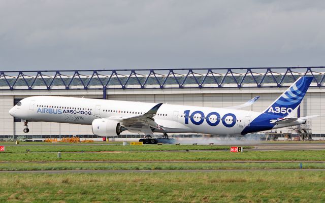 Airbus A350-900 (F-WMIL) - a350-1041xwb f-wmil crosswind testing at shannon 18/4/18.