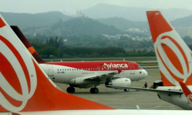 Airbus A318 (PR-ONQ)