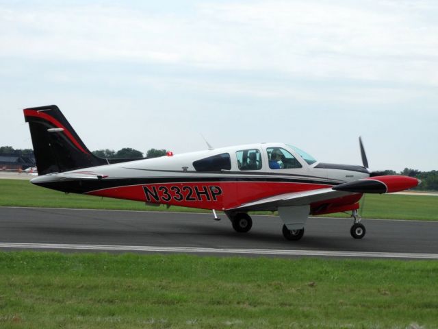 Beechcraft Bonanza (33) (N332HP)