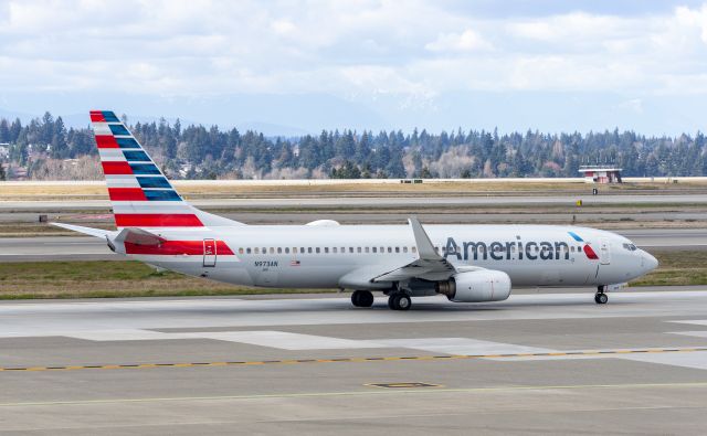 Boeing 737-800 (N973AN)