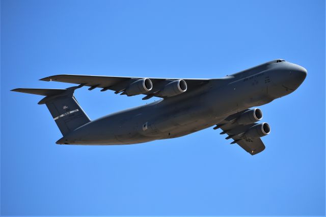 LOCKHEED C-5 Super Galaxy (87-0042) - A C-5M Super Galaxy from nearby Travis AFB doing a fly by at the Capital City Airshow Sept 2018.