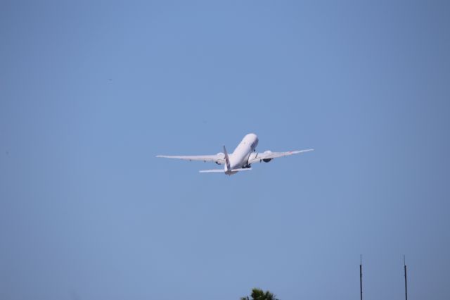 BOEING 777-300ER (JA732J)