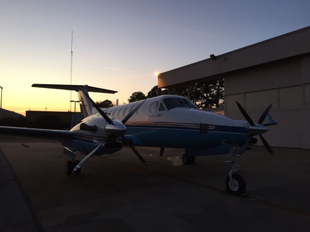 Beechcraft Super King Air 350 (N1SC)