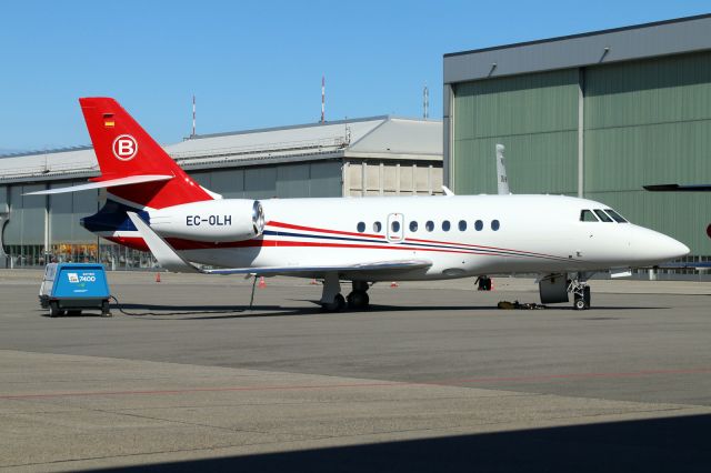 Dassault Falcon 2000 (EC-OLH)