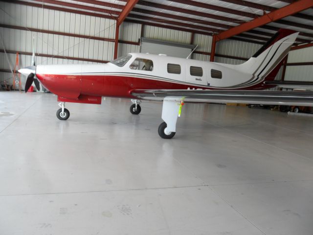 Piper Malibu Mirage (N83EC) - HANGAR SHOT.