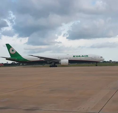 BOEING 777-300 (B-16703) - Taxi the runway at Phnom Penh International Airport in Phnom Penh, Cambodia before taking off to Taipei, Taiwan.