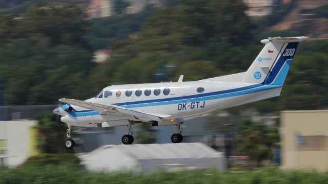 Beechcraft Super King Air 300 (OK-GTJ)