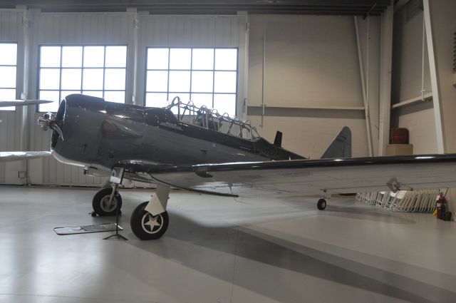 North American T-6 Texan (N43NA)
