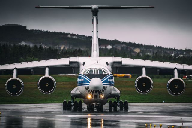 Ilyushin Il-76 (RA-76951)