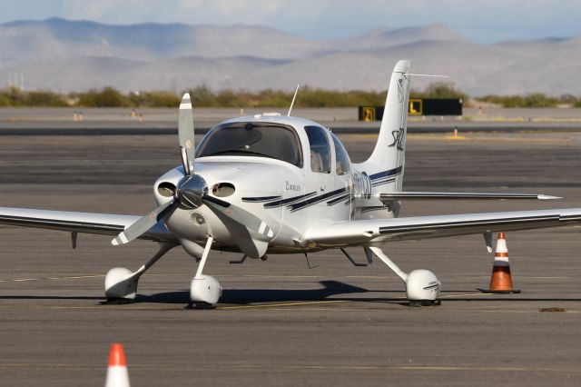 Cirrus SR-22 (N847CD)