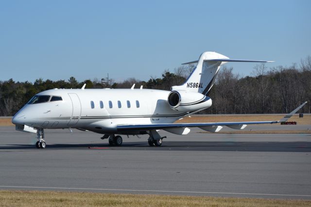 Bombardier Challenger 300 (N586AL) - REGIONS FINANCIAL CORP at KJQF - 1/30/18