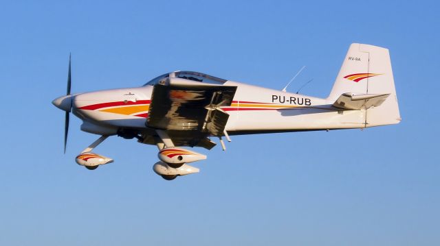 Vans RV-9 (PU-RUB)