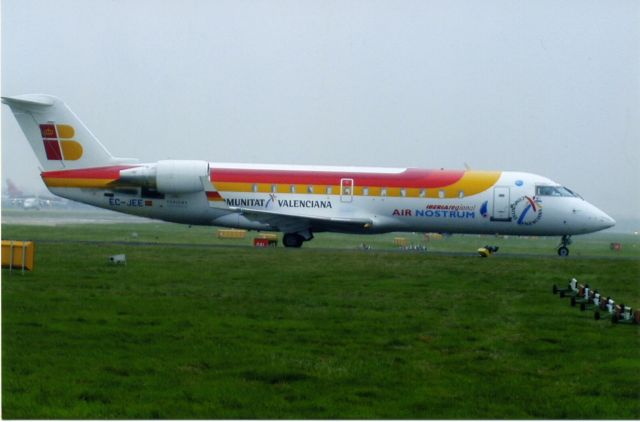 Canadair Regional Jet CRJ-900 (EC-JEE)