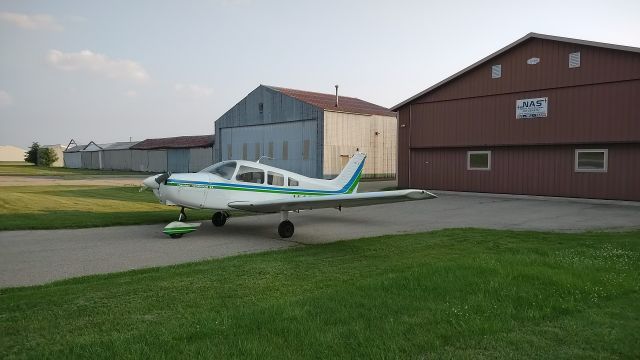 Piper Cherokee (N40016)