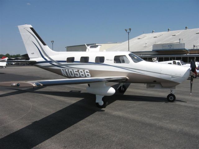 Piper Malibu Mirage (N10586)