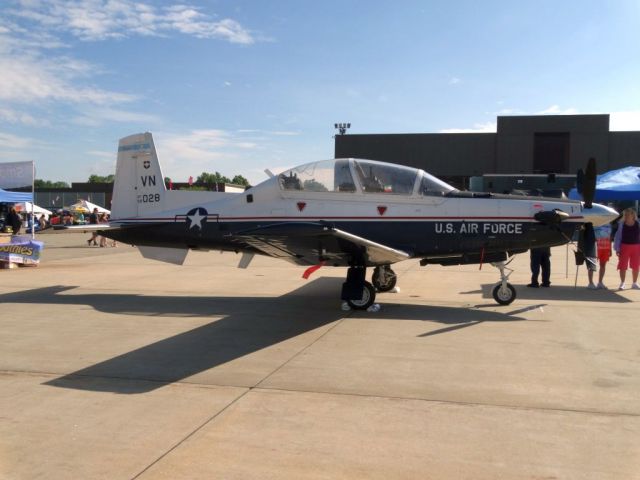 Raytheon Texan 2 (98-0028)