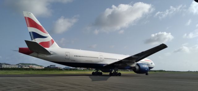 Boeing 777-200 (G-VIIX)