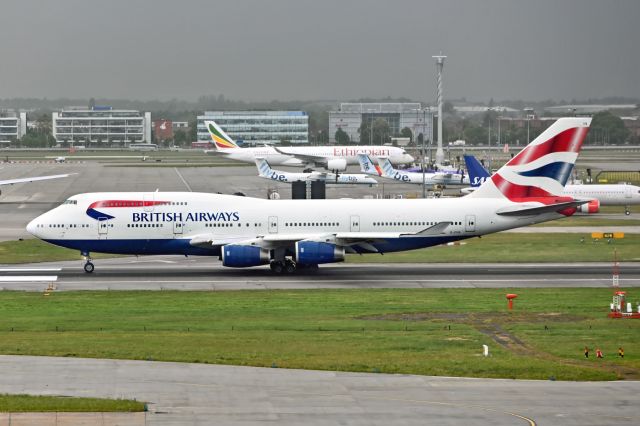 Boeing 747-400 (G-CIVA)