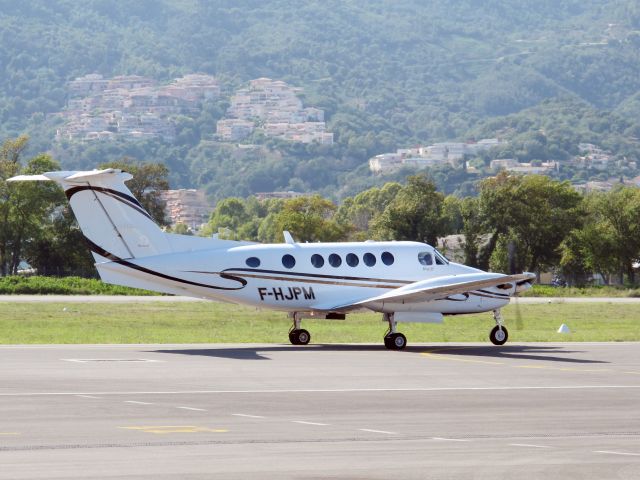 Beechcraft Super King Air 200 (F-HJPM)