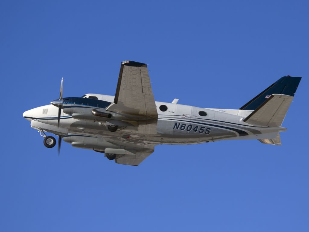 Beechcraft King Air 100 (N6045S)