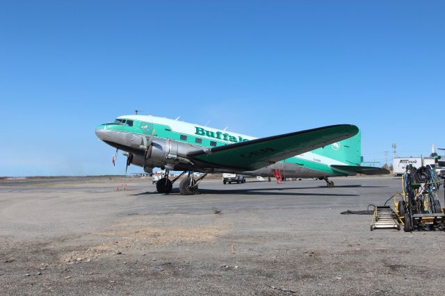 Douglas DC-3 (C-FLFR)