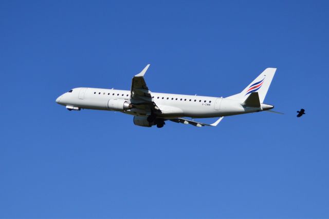 Embraer ERJ-190 (G-CMWI) - Eastern Airways Embraer E190STD departing on Polderbaan AMS 16.46 hrs (GMT) 09May25