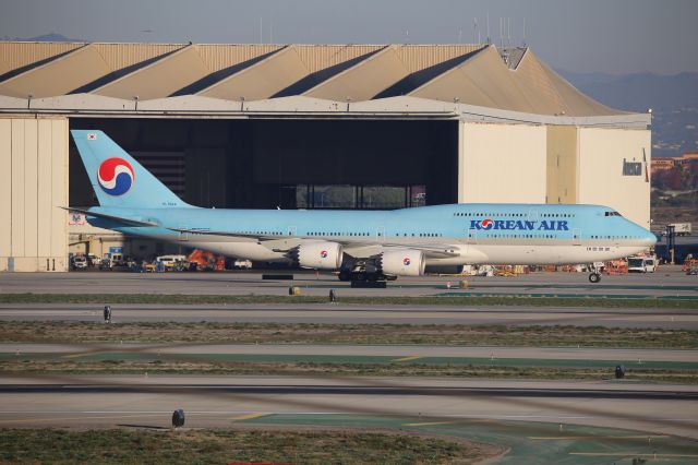 BOEING 747-8 (HL7644)
