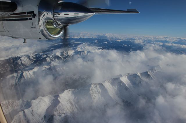 Gulfstream Aerospace Jetprop Commander (N695CS) - Westbound over the rockies after departing KAPA