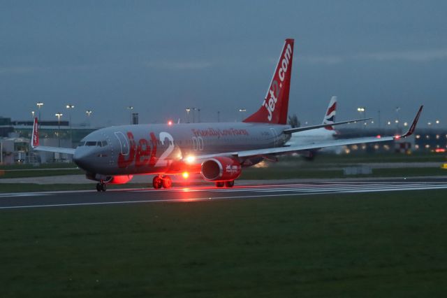 Boeing 737-800 (G-JZHG) - EXS791 departing to Rome FCO