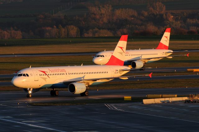 Airbus A320 (OE-LBR)